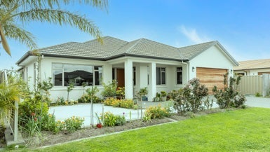 18 Pania Place, Poraiti, Napier - Carousel 1