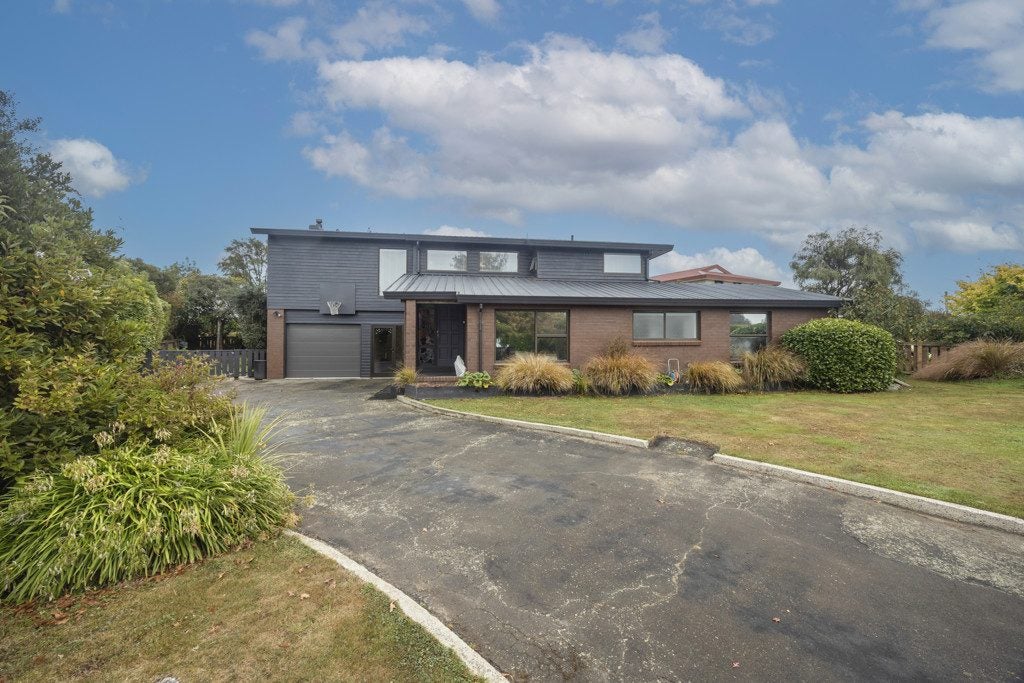 124 Reservoir Road, Oamaru North, Oamaru - Carousel 1