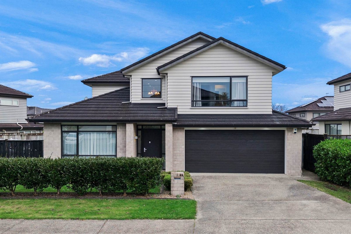 24 Pickaberry Avenue, Karaka, Papakura - Carousel 1