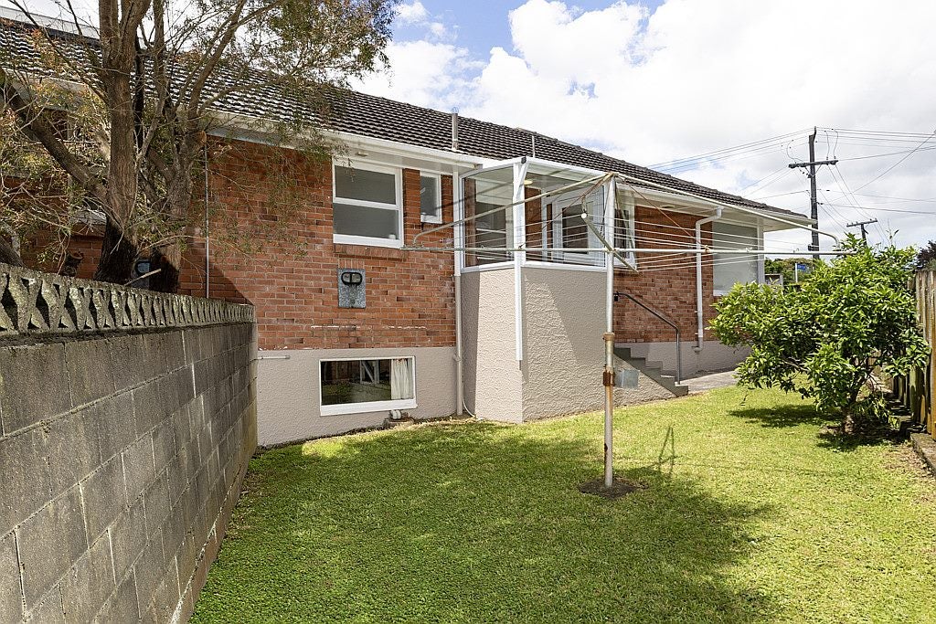 1/15 Currie Avenue, Mount Roskill, Auckland - Carousel 2