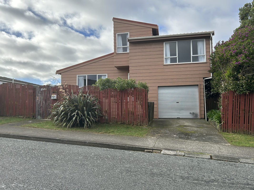 265A Mitchell Street, Brooklyn, Wellington - Carousel 1