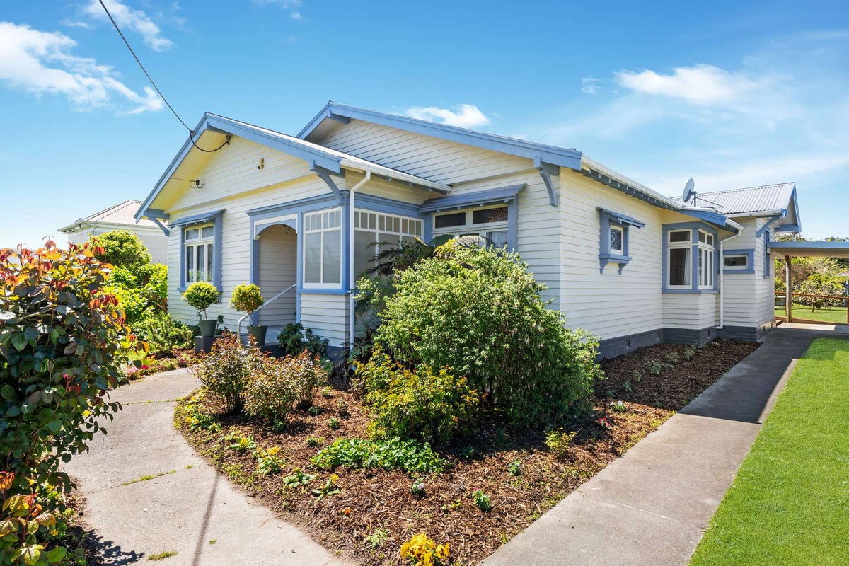 7 White Street, Whanganui East, Whanganui - Carousel 2