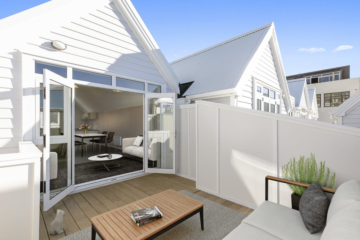 23/35 Pirie Street, Mount Victoria, Wellington - Carousel 1