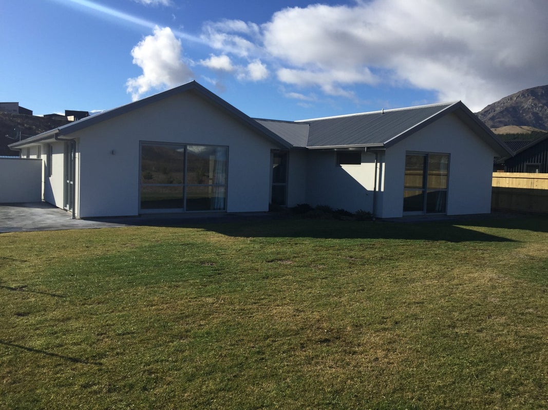 24 Toni's Terrace, Lower Shotover, Queenstown - Carousel 2