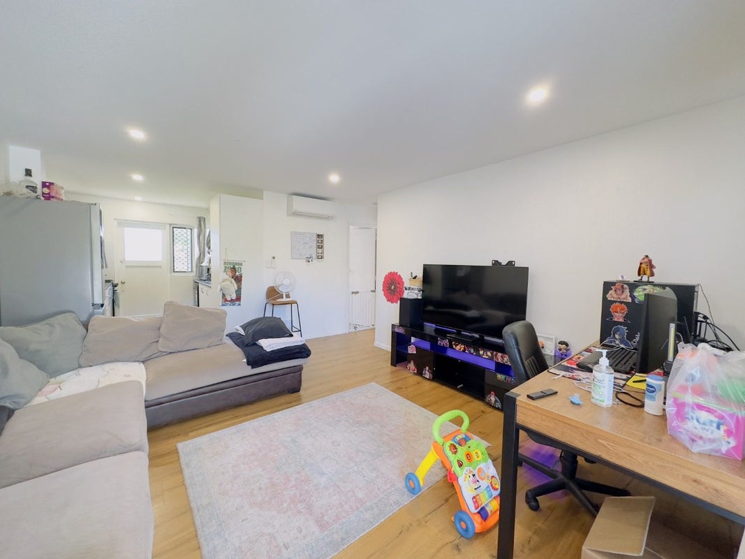 1/7 Cebalo Place, Mount Wellington, Auckland - Carousel 2