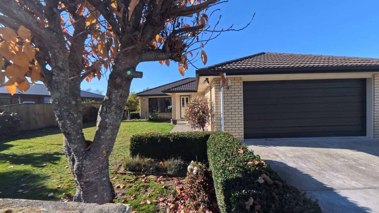 112 Solway Crescent, Solway, Masterton - Carousel 2