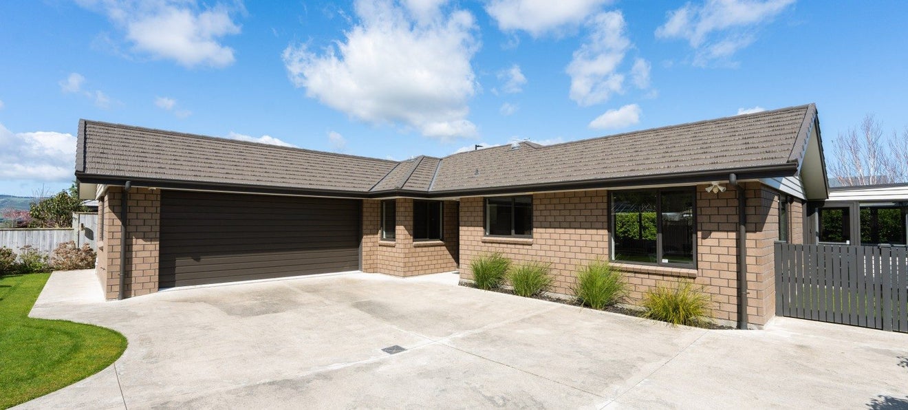 151 James Line, Kelvin Grove, Palmerston North - Carousel 37