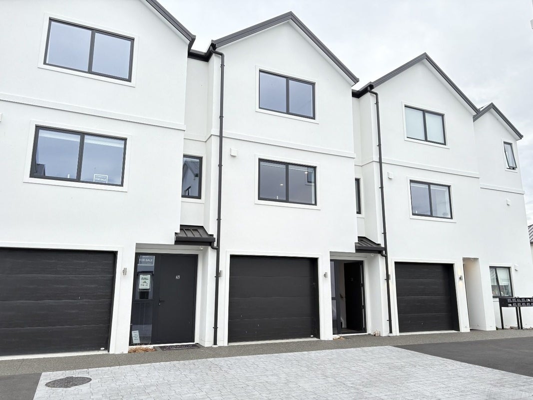 8/3 Ayr Street, Riccarton, Christchurch - Carousel 1