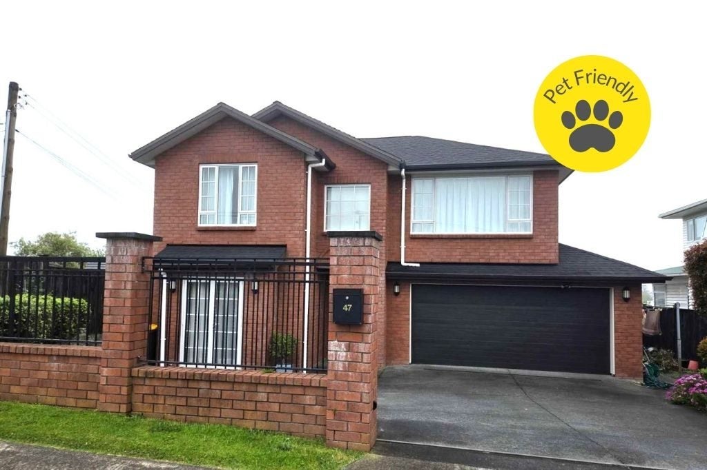 47 Mellons Bay Road, Mellons Bay, Auckland - Carousel 1