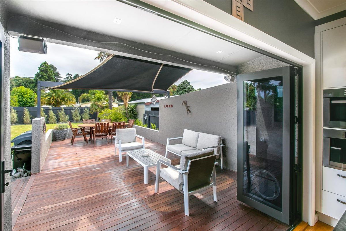 39 Sanders Avenue, Marewa, Napier - Carousel 1