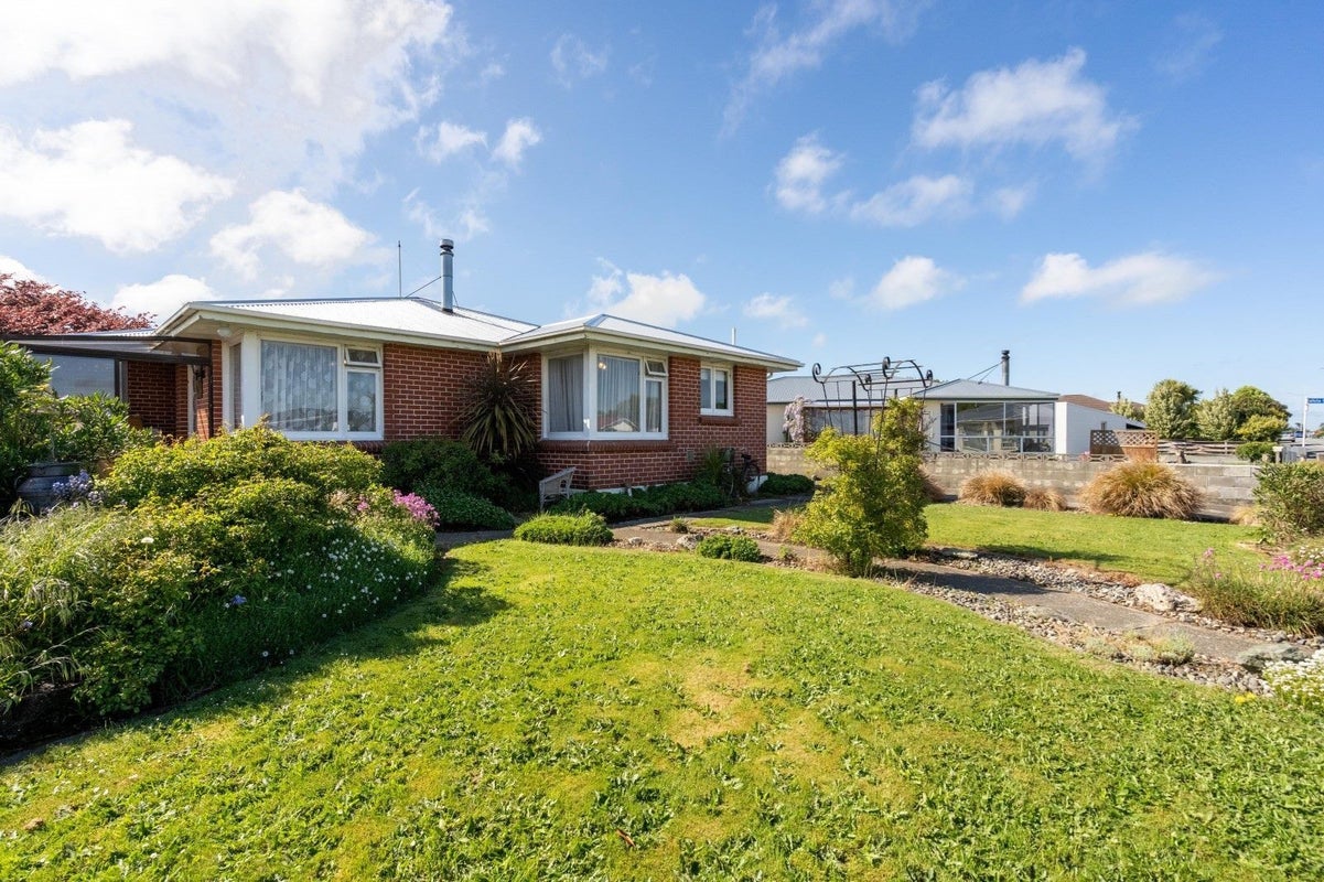 43 Regent Street, Newfield, Invercargill - Carousel 1