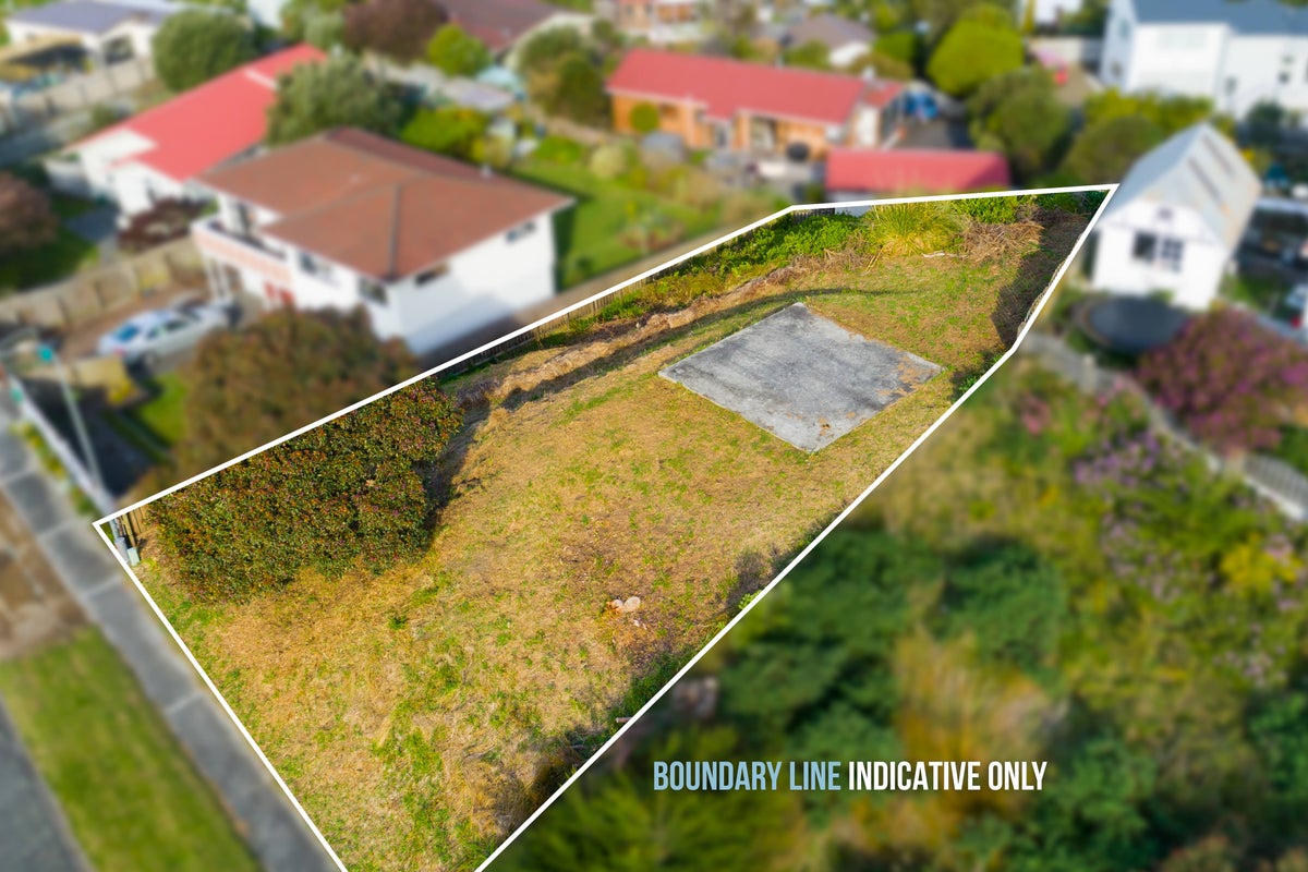 39 Hicks Crescent, Waikanae Beach, Waikanae - Carousel 2