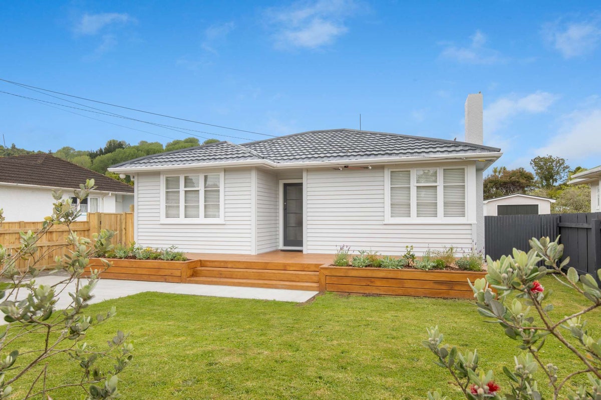 32A Kells Avenue, Aramoho, Whanganui - Carousel 1