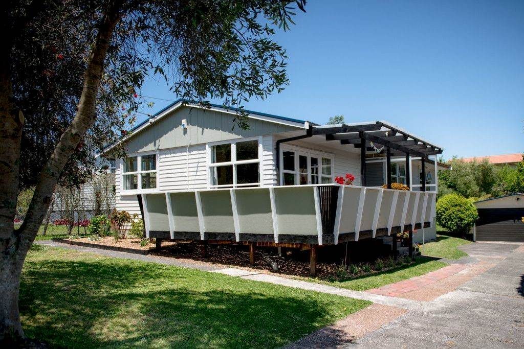 48 Aeroview Drive, Beach Haven, Auckland - Carousel 1