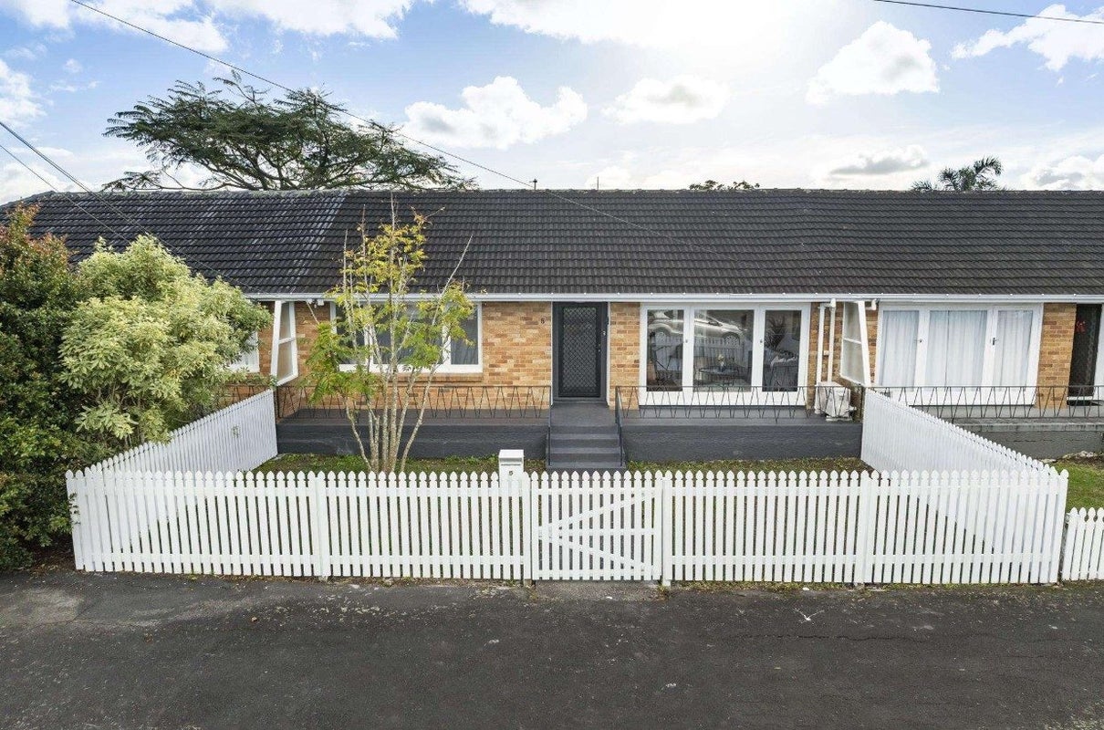 5 Middlesex Road, Waterview, Auckland - Carousel 2