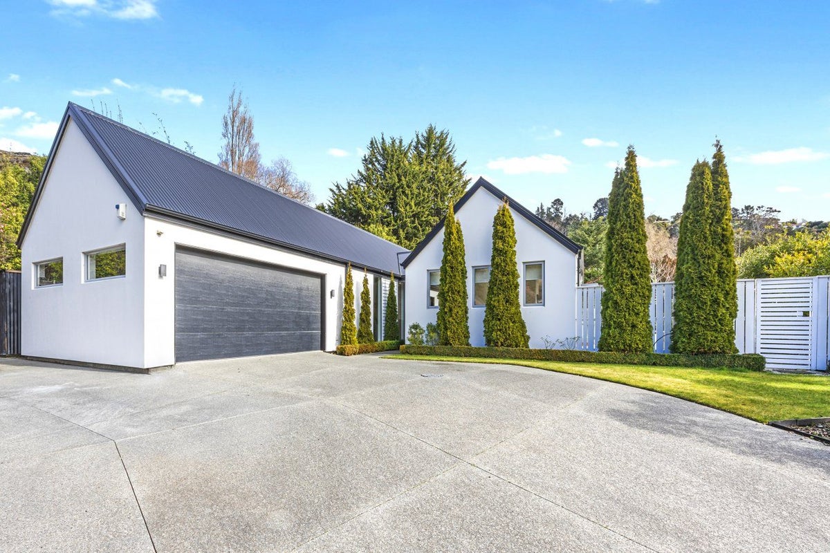 4 Chorley Place, Hillsborough, Christchurch - Carousel 1