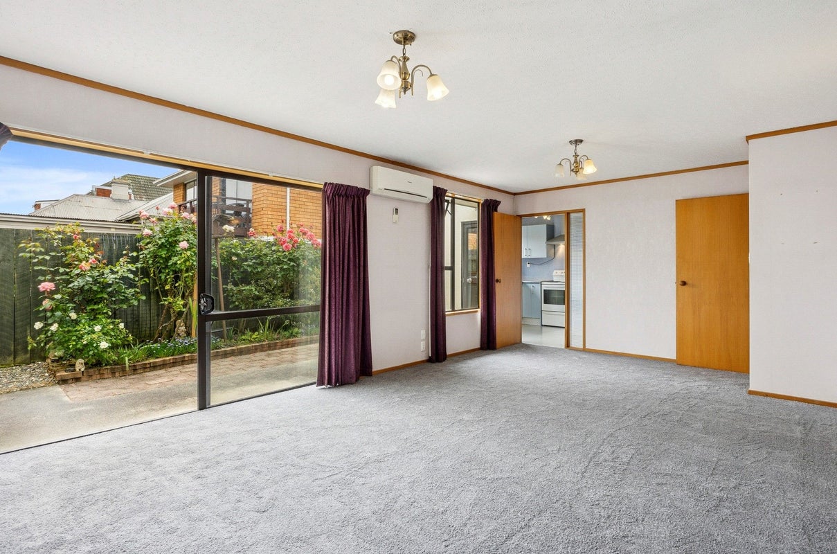 72B Queens Drive, Saint Kilda, Dunedin - Carousel 2