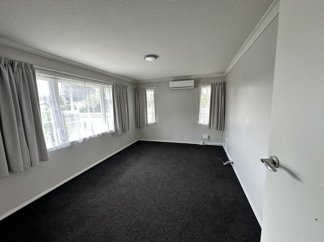 51 Wilford Street, Wallaceville, Upper Hutt - Carousel 2
