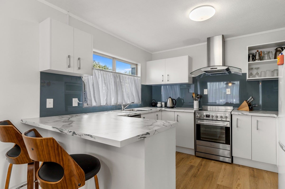 5 Short Street, Claudelands, Hamilton - Carousel 2