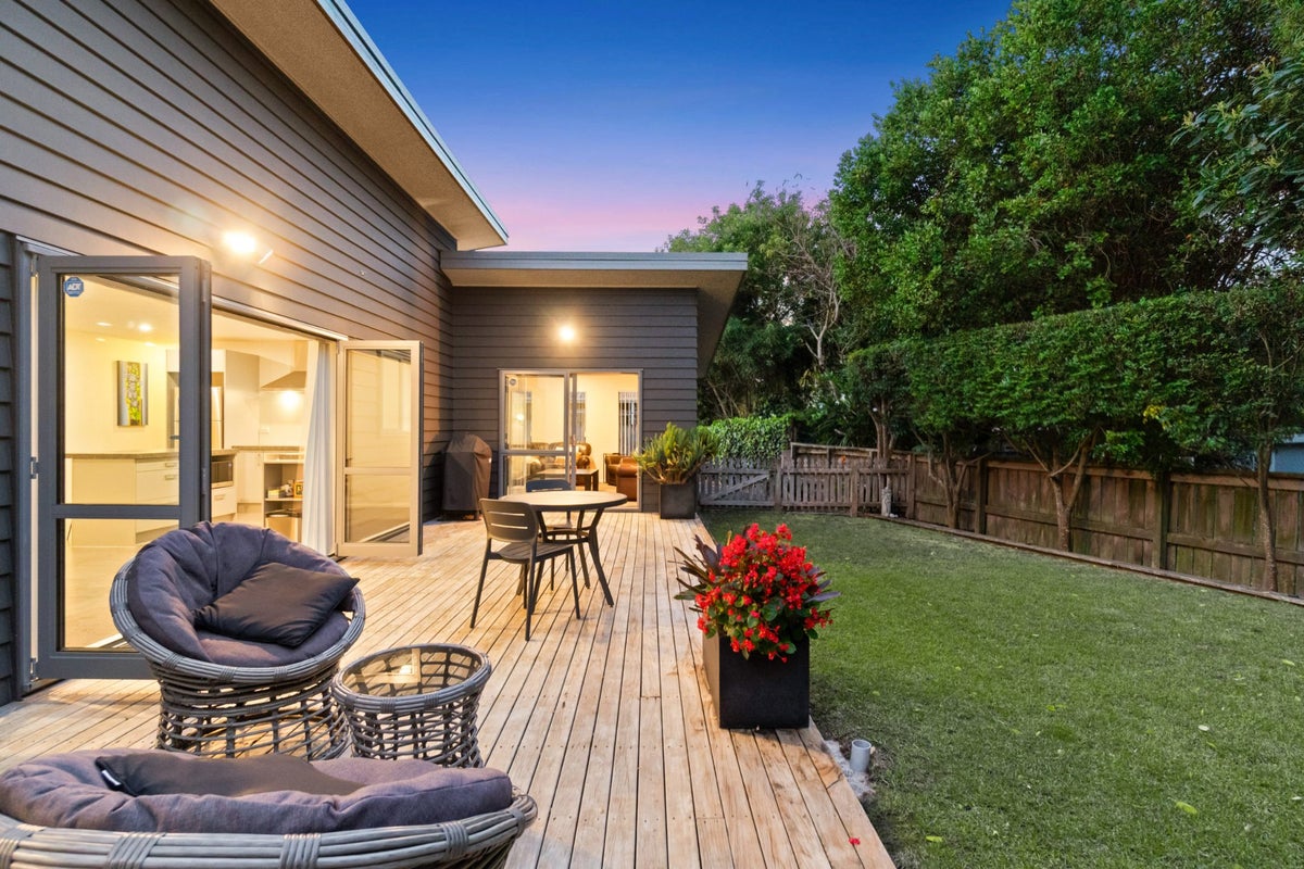 6 Domain Lane, Mangere Bridge, Manukau City, Auckland - Carousel 24