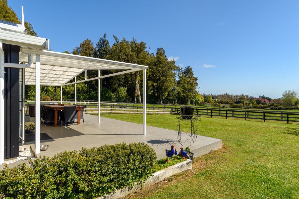 11 Sarona Park Drive, Omanawa, Tauranga - Carousel 20