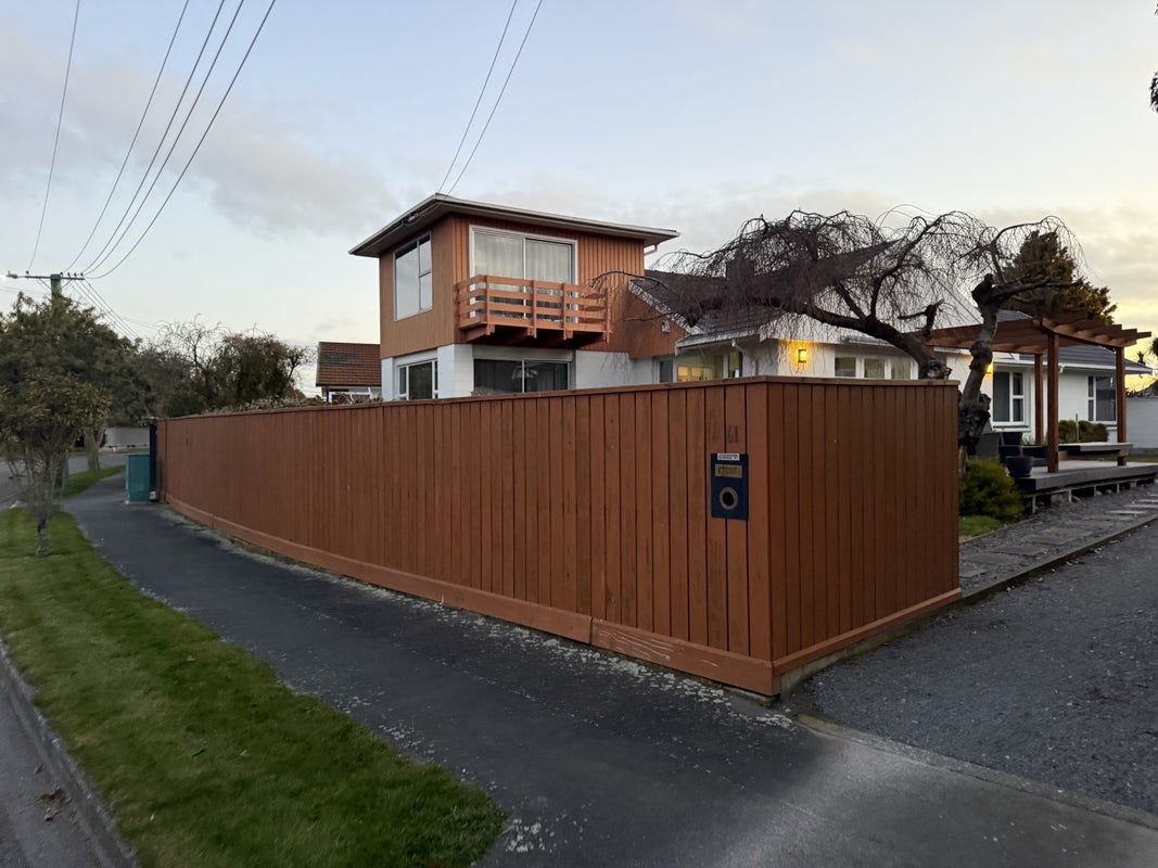 61 Sevenoaks Drive, Bryndwr, Christchurch - Carousel 1