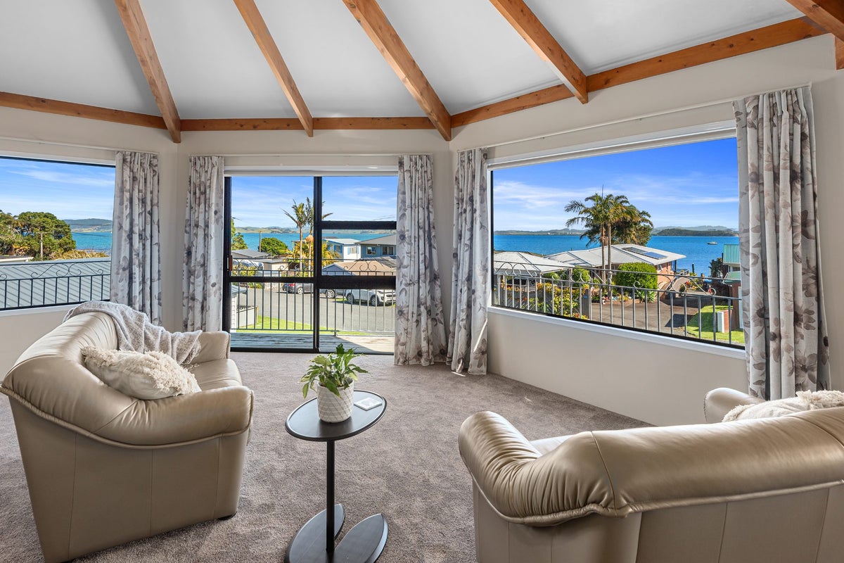 13 Attwood Street, Whangarei - Carousel 1