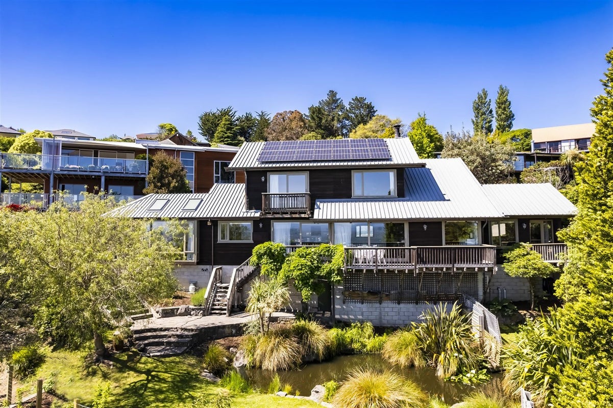 5 Amherst Place, Cashmere, Christchurch - Carousel 1