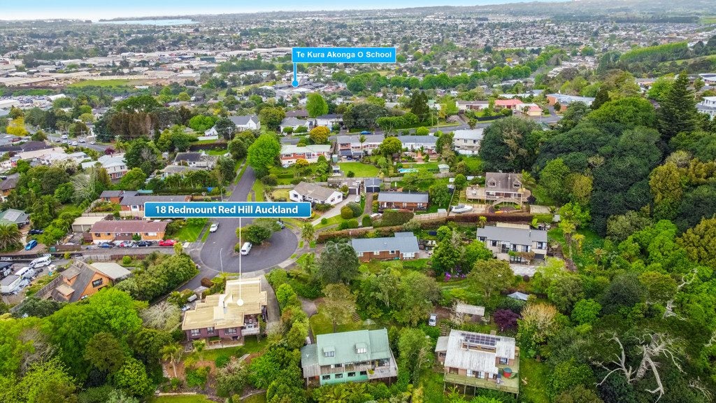 18 Redmount Place, Red Hill, Papakura - Carousel 23