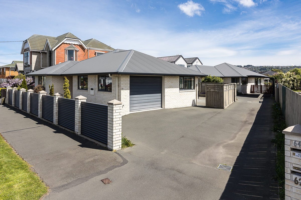 64 Queens Drive, Saint Kilda, Dunedin - Carousel 1