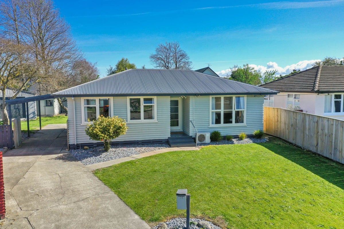 14 Gill Crescent, Redwoodtown, Blenheim - Carousel 2