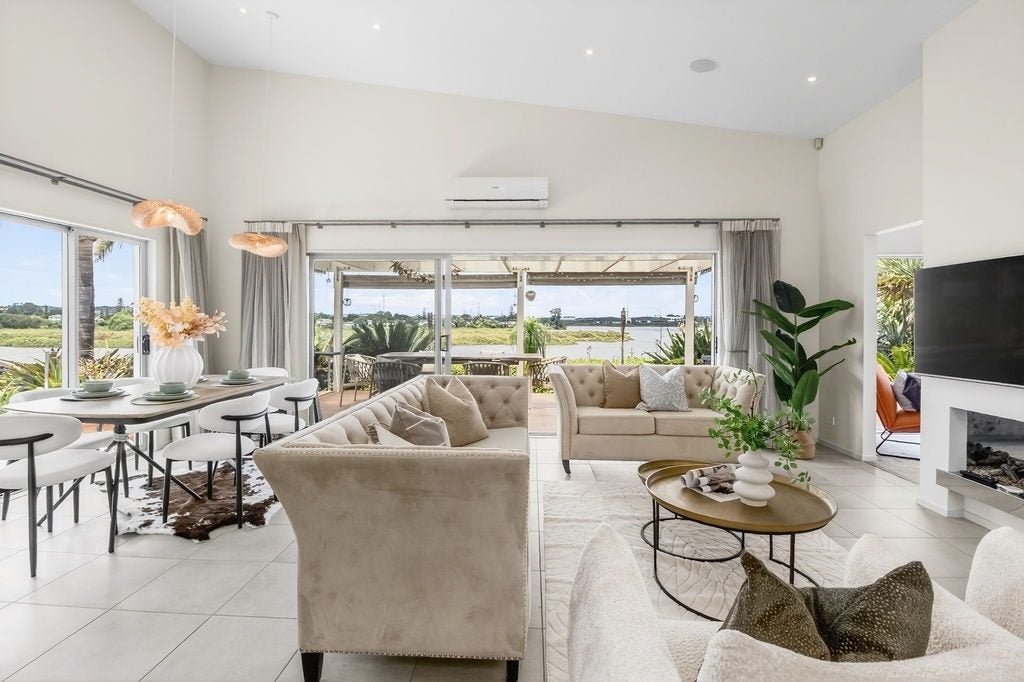 48 Aurea Avenue, Pakuranga, Auckland - Carousel 2