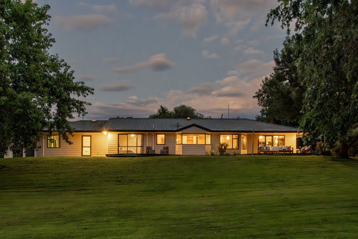 660 Omarunui Road, Puketapu, Napier - Carousel 1