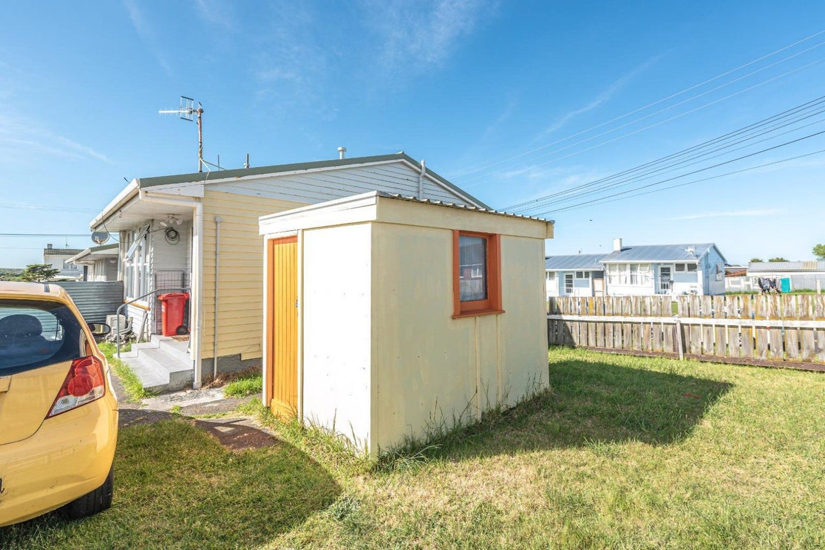 6 Tiki Street, Castlecliff, Whanganui - Carousel 11