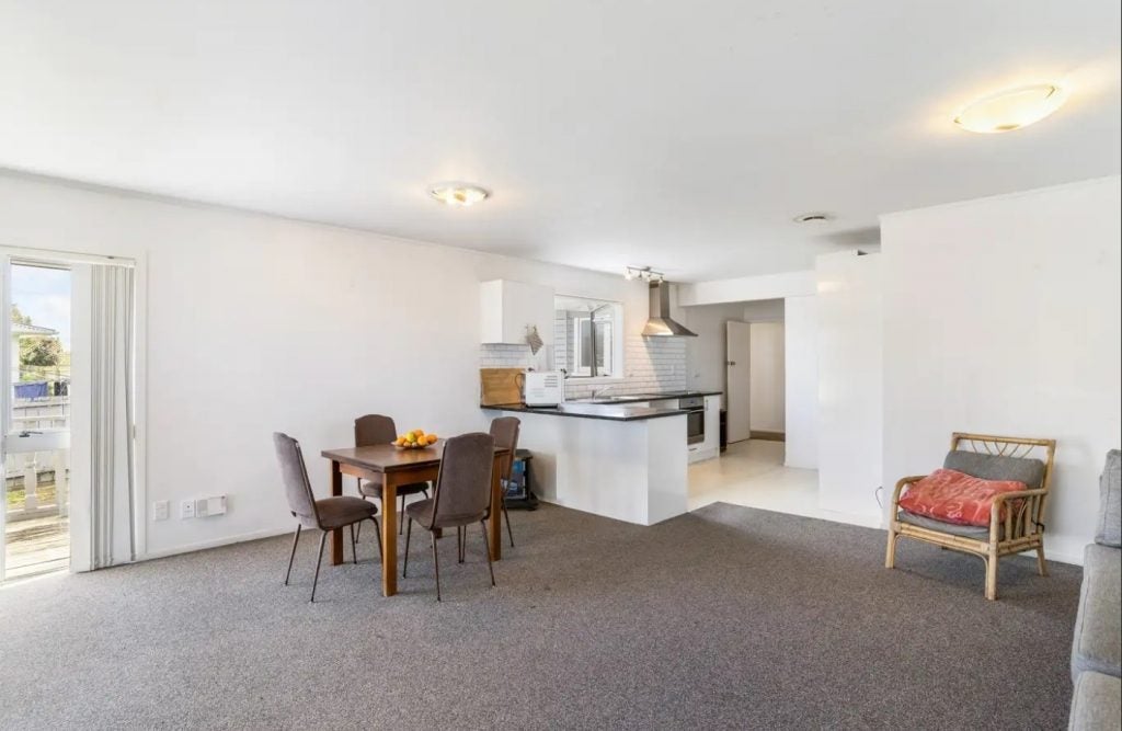 97 Gloucester Road, Manurewa, Auckland - Carousel 9