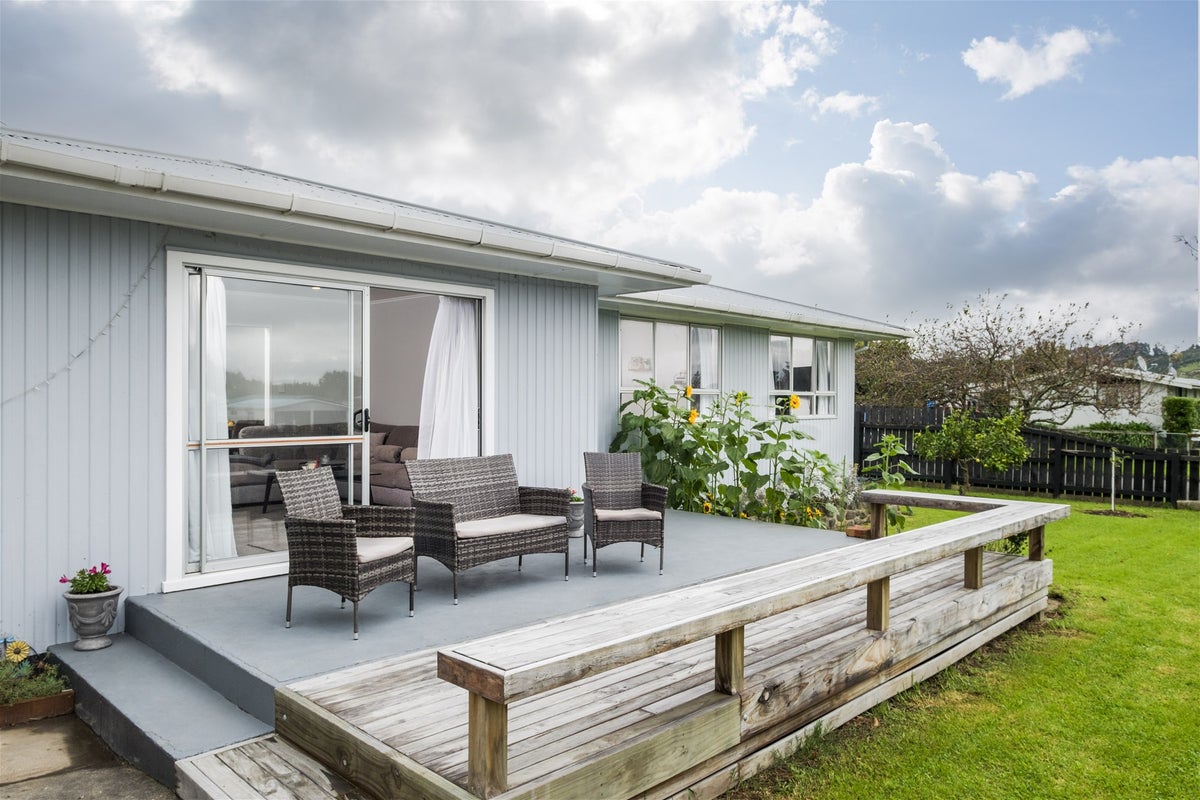 119 De Lautour Road, Inner Kaiti, Gisborne - Carousel 1