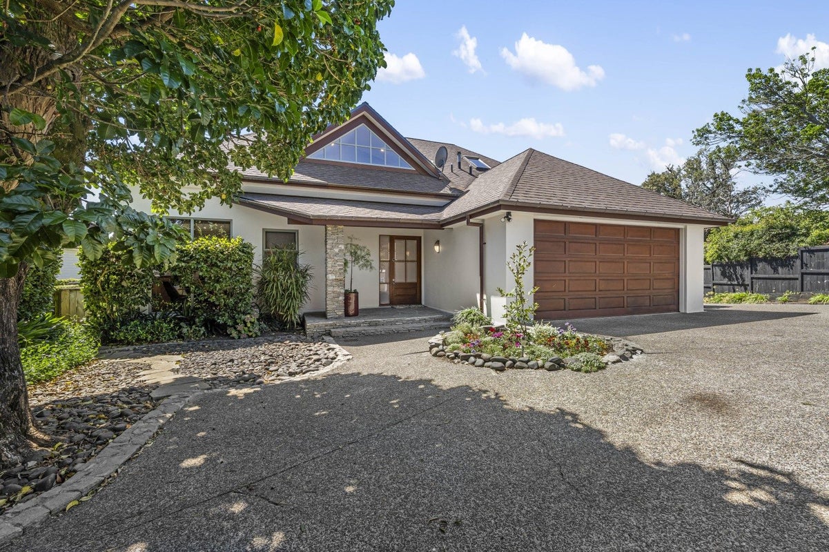 42 Benson Road, Remuera, Auckland - Carousel 1
