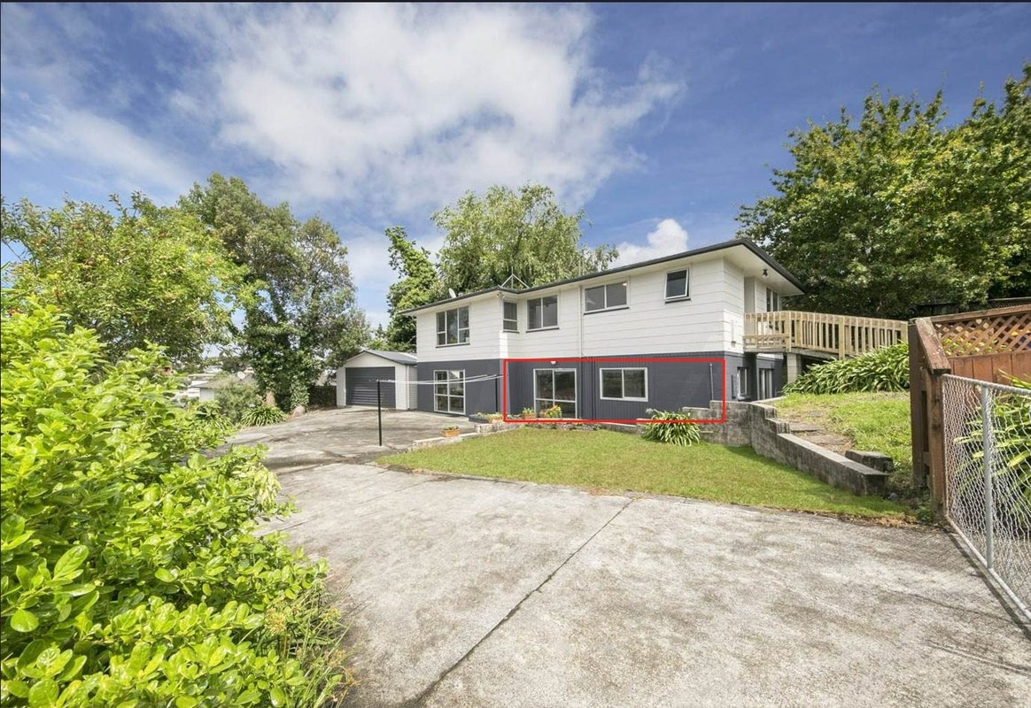 35 Kemp Road, Massey, Auckland - Carousel 6