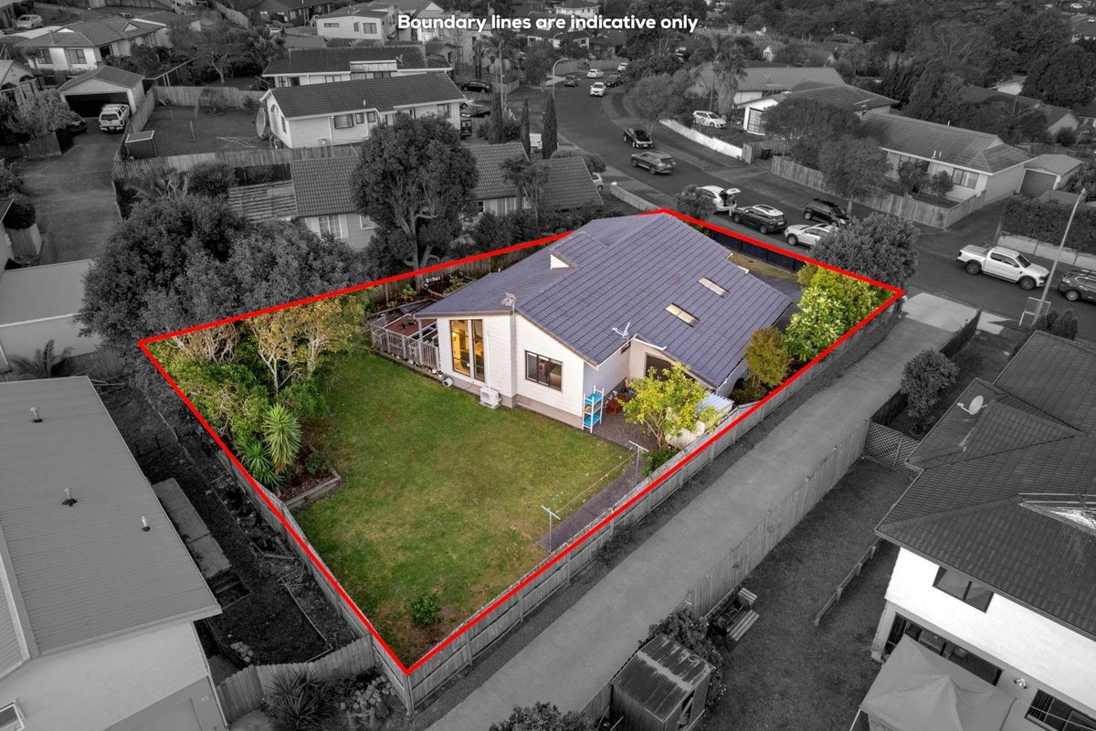 30 Sandgate Avenue, Botany Downs, Auckland - Carousel 2