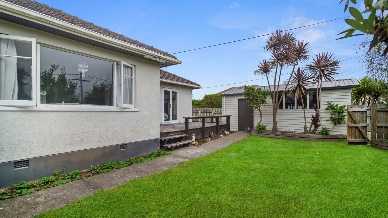 12A Konene Street, Utuhina, Rotorua - Carousel 1