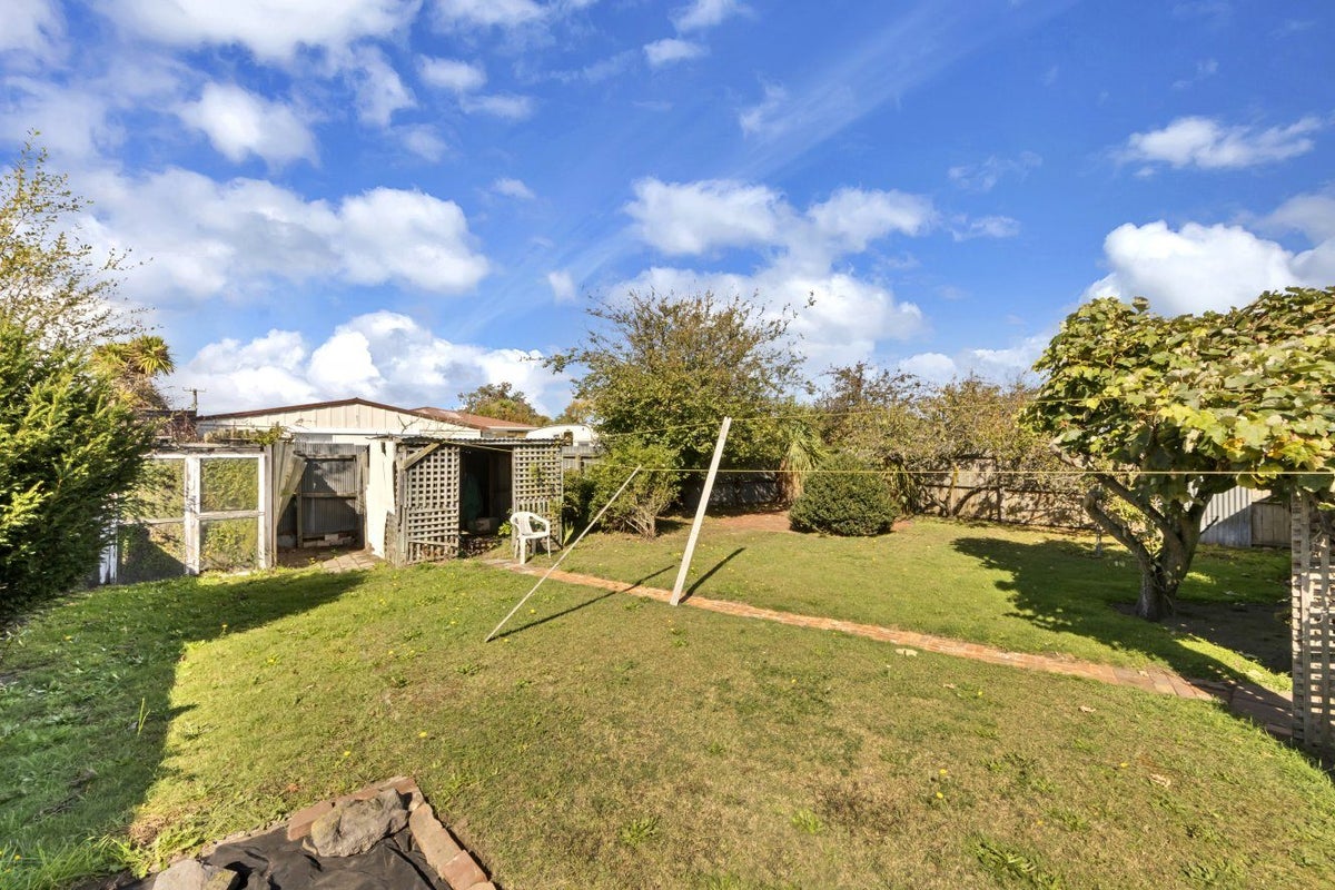 42 Eureka Street, Aranui, Christchurch - Carousel 23
