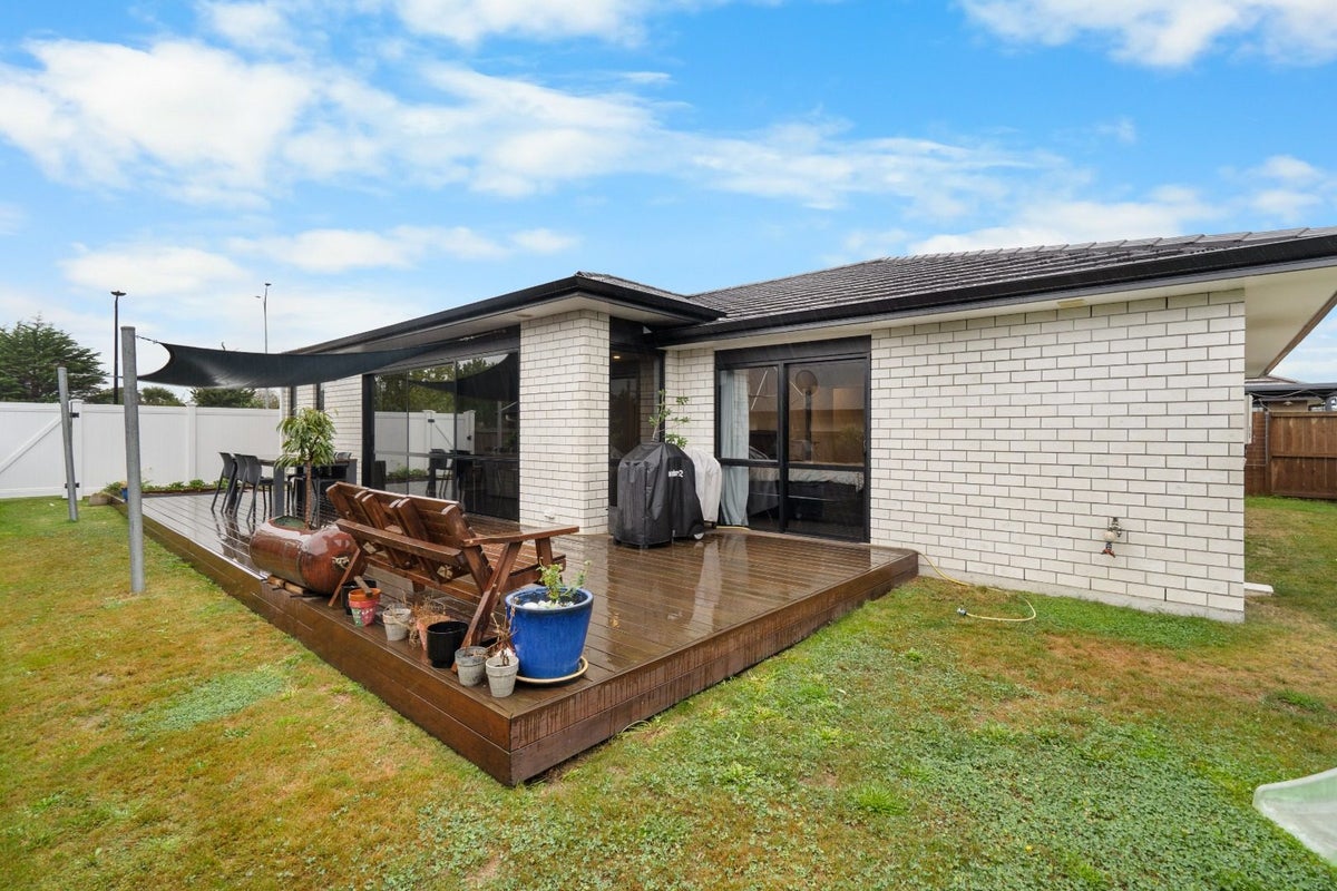 9 Waikai Close, Ruakura, Hamilton - Carousel 16