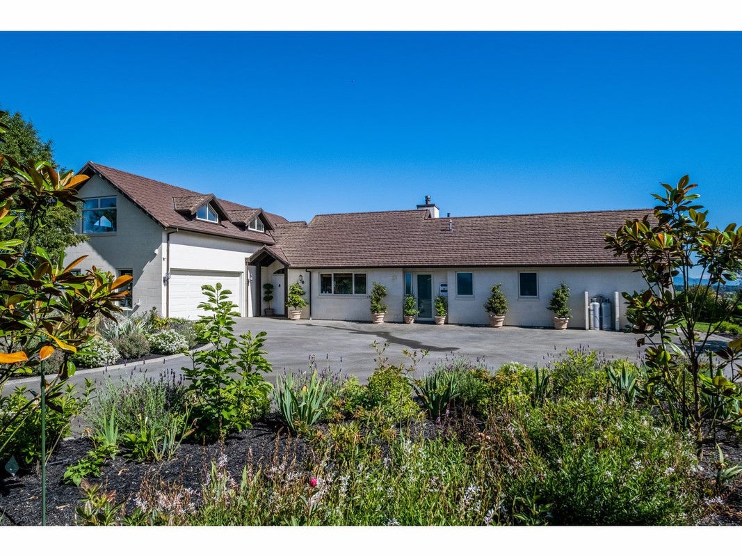 260 Spur Road, Hadlow - Carousel 35