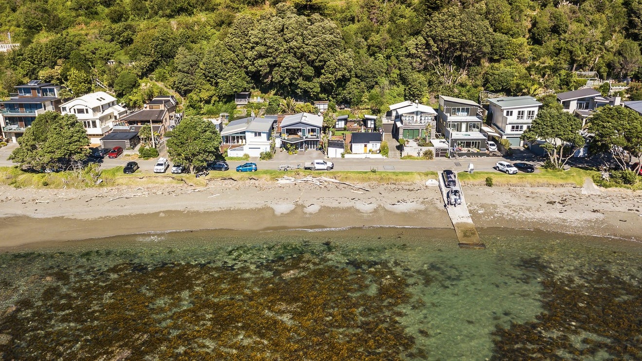 7 Ocean Parade, Pukerua Bay, Porirua - Carousel 48