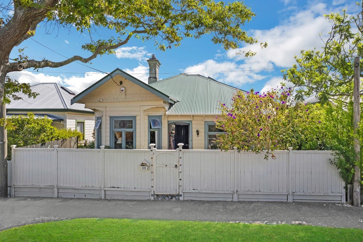 17 High Street, Devonport, Auckland - Carousel 1