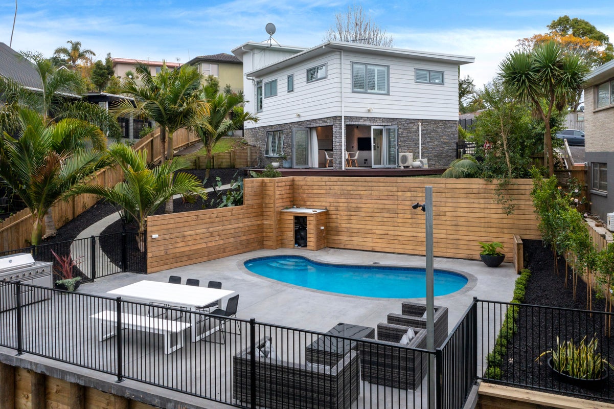 13 Tanglewood Place, Cockle Bay, Auckland - Carousel 2