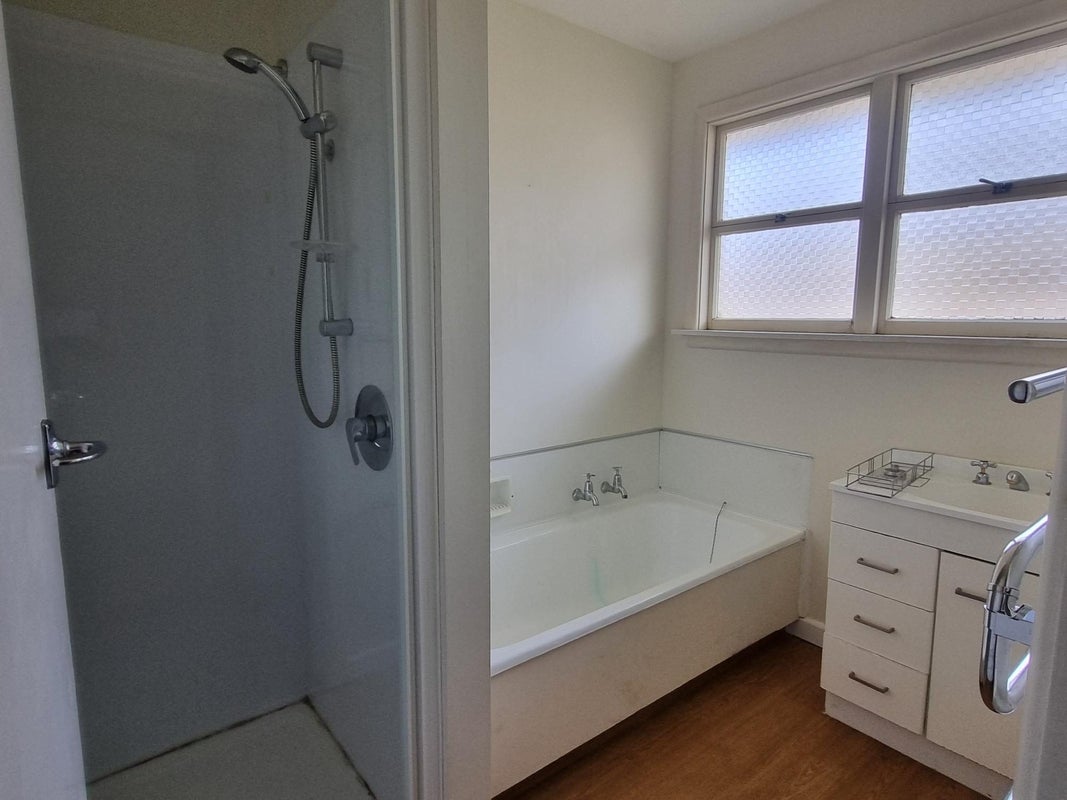 2/30 Wharenui Road, Upper Riccarton, Christchurch - Carousel 9