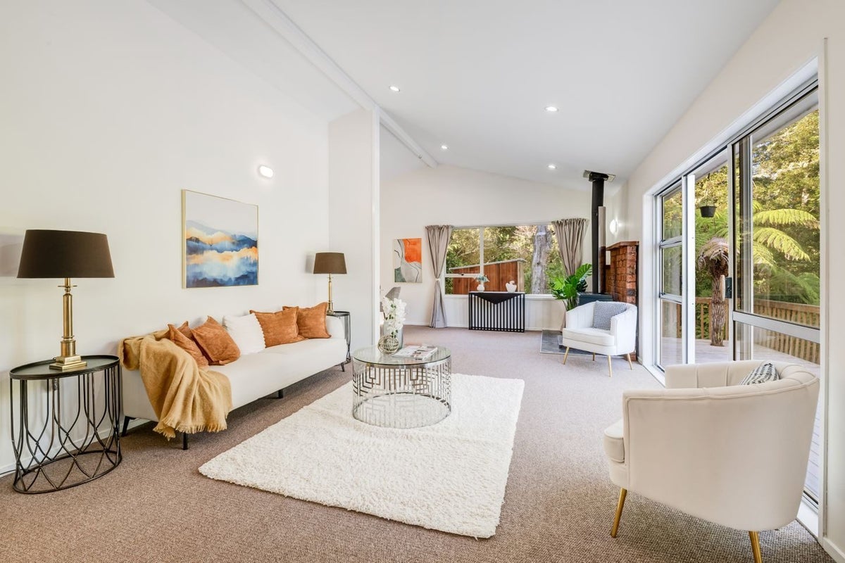 12 Simon Ellice Drive, Bayview, Auckland - Carousel 2