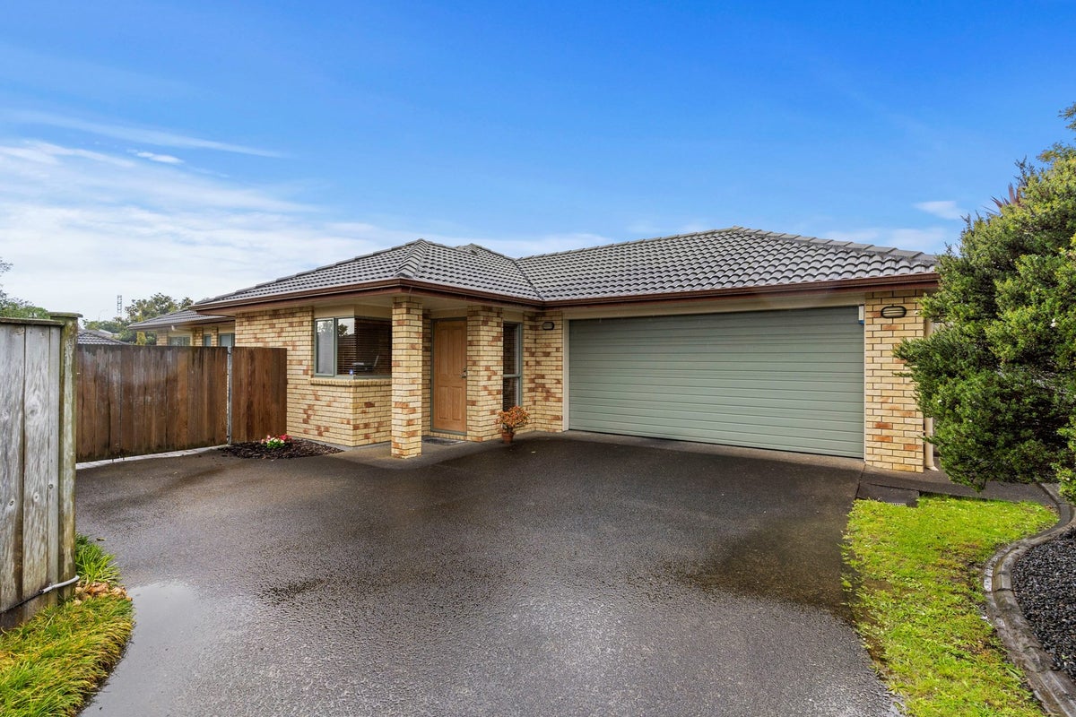 6 Sonterra Close, Randwick Park, Auckland - Carousel 1