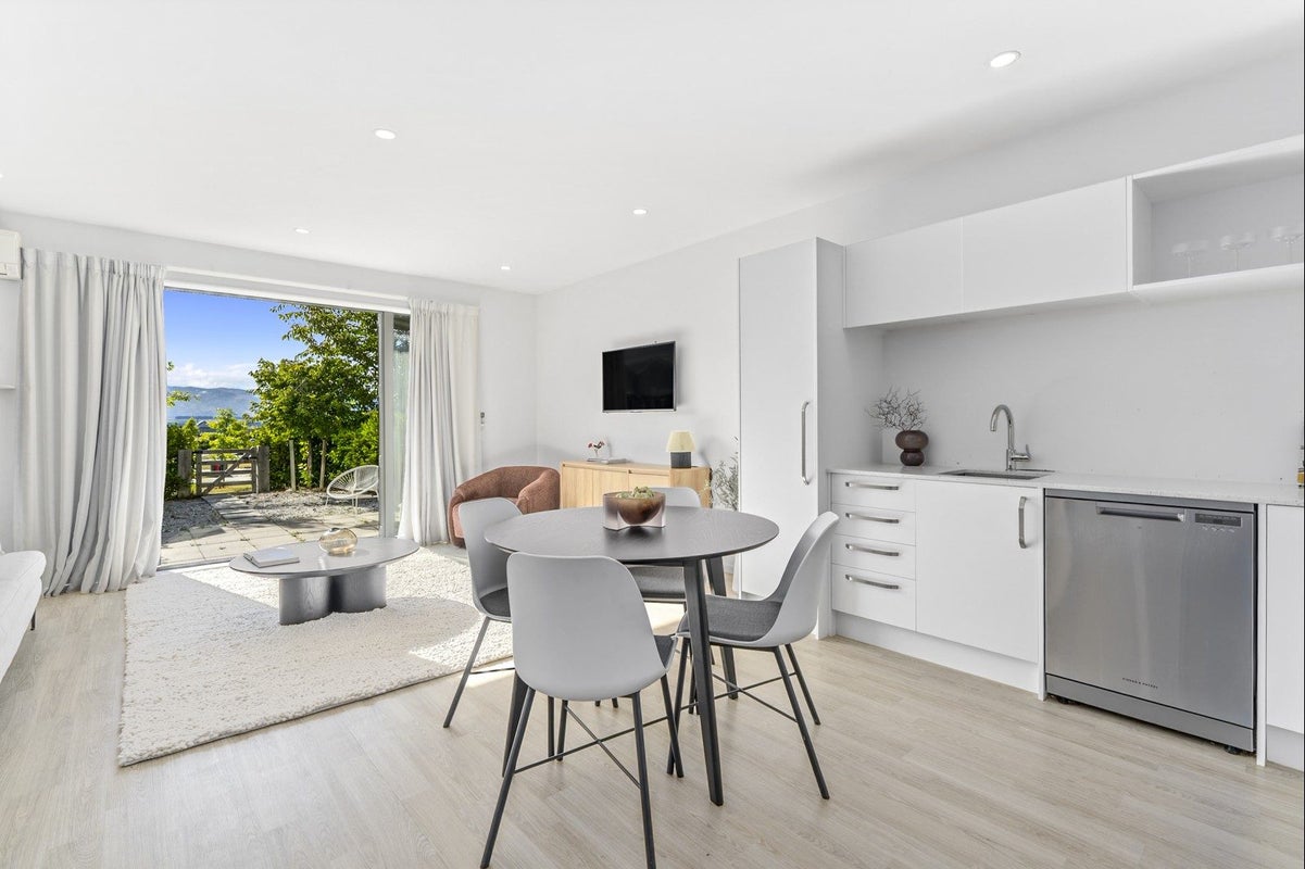 19 Mt Nicholas avenue, Wanaka, Queenstown - Carousel 2
